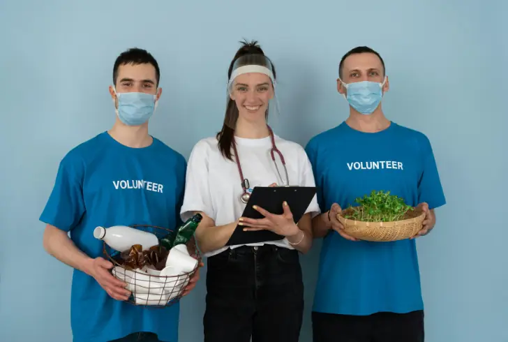 Medical students learn environmental health