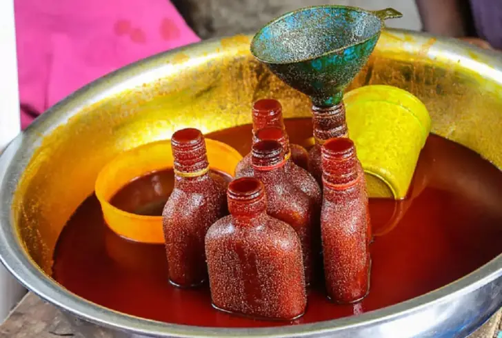 Sudan red dye